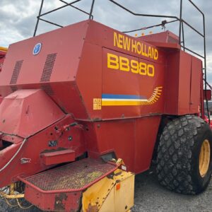 New Holland BB980 Baler
